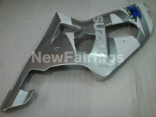 Load image into Gallery viewer, White and Silver Black Factory Style - GSX-R600 01-03 Fairing Kit